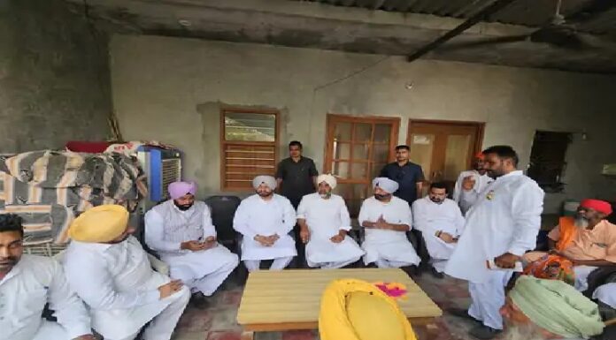 ਕੇਂਦਰੀ ਮੰਤਰੀ ਰਵਨੀਤ ਬਿੱਟੂ ਨੇ ਮੁੱਖ ਮੰਤਰੀ ਦੇ ਅਹੁਦੇ ਲਈ ਠੋਕੀ ਦਾਅਵੇਦਾਰੀ, ਕਿਹਾ- ਆਪ ਨੂੰ ਸਰਕਾਰ ਚਲਾਉਣੀ ਨੀਂ ਆਉਂਦੀ