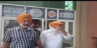 ਤਰਨਤਾਰਨ ਦੇ ਡੀ.ਸੀ. ਦਾ ਪੀ.ਏ. ਰਿਸ਼ਵਤ ਲੈਂਦੇ ਰੰਗੇ ਹੱਥੀ ਕਾਬੂ, ਕੰਪਿਊਟਰ ਆਪਰੇਟਰ ਵੀ ਫੜਿਆ