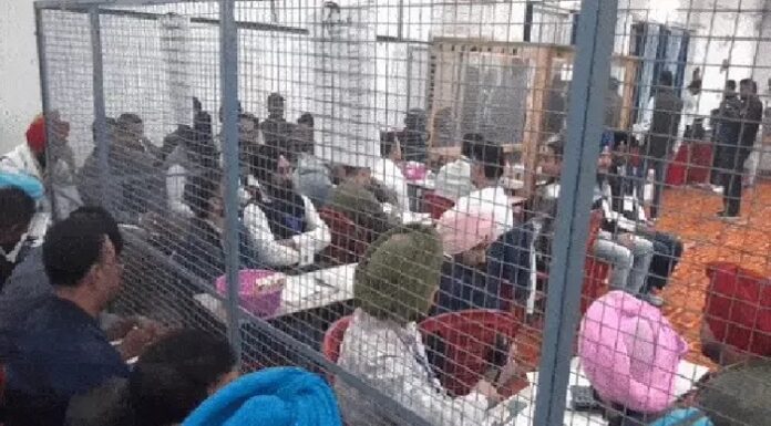 ਜ਼ਿਮਨੀ ਚੋਣ : ਬਰਨਾਲਾ ‘ਚ ਸ਼ੁਰੂਆਤੀ ਰੁਝਾਨਾਂ ‘ਚ ਆਪ ਉਮੀਦਵਾਰ ਅੱਗੇ