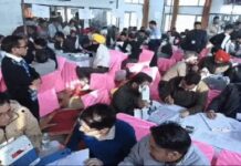 Punjab Election Results : ਗਿੱਦੜਬਾਹਾ ‘ਚ ਸ਼ੁਰੂਆਤੀ ਰੁਝਾਨਾਂ ‘ਚ ਆਪ ਉਮੀਦਵਾਰ ਦੀ ਚੜ੍ਹਤ, ਚਲ ਰਹੇ ਅੱਗੇ