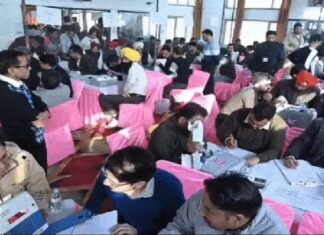 Punjab Election Results : ਚੱਬੇਵਾਲ ਸੀਟ ‘ਤੇ ਸ਼ੁਰੂਆਤੀ ਰੁਝਾਨਾਂ ‘ਚ ਆਪ ਉਮੀਦਵਾਰ ਅੱਗੇ, ਕਾਂਗਰਸ ਦੂਜੇ ਨੰਬਰ ‘ਤੇ