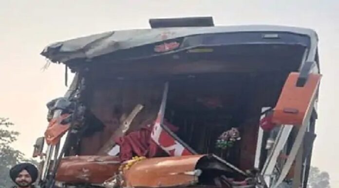 ਜਲੰਧਰ ‘ਚ ਸਵਾਰੀਆਂ ਨਾਲ ਭਰੀ ਬੱਸ ਨਾਲ ਵਾਪਰਿਆ ਭਿਆਨਕ ਹਾਦਸਾ; ਇਕ ਦੀ ਮੌਤ, ਡਰਾਈਵਰ ਜ਼ਖਮੀ