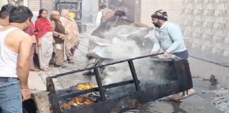 ਸ਼ਾਰਟ ਸਰਕਟ ਕਾਰਨ ਘਰ ਨੂੰ ਲੱਗੀ ਭਿਆਨਕ ਅੱਗ, ਧੂੰਏਂ ਕਾਰਨ 2 ਔਰਤਾਂ ਬਿਮਾਰ, ਲੱਖਾਂ ਦਾ ਸਾਮਾਨ ਸੜ ਕੇ ਸੁਆਹ