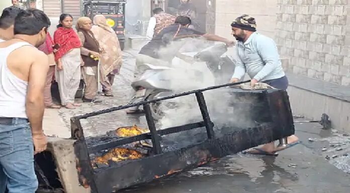 ਸ਼ਾਰਟ ਸਰਕਟ ਕਾਰਨ ਘਰ ਨੂੰ ਲੱਗੀ ਭਿਆਨਕ ਅੱਗ, ਧੂੰਏਂ ਕਾਰਨ 2 ਔਰਤਾਂ ਬਿਮਾਰ, ਲੱਖਾਂ ਦਾ ਸਾਮਾਨ ਸੜ ਕੇ ਸੁਆਹ