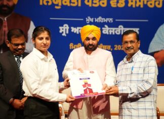 ਨਵ-ਨਿਯੁਕਤ ਪੁਲਿਸ ਜਵਾਨਾਂ ਨੇ ਸਿਫਾਰਸ਼ ਤੇ ਰਿਸ਼ਵਤ ਤੋਂ ਬਗੈਰ ਨਿਰਪੱਖ ਤੇ ਪਾਰਦਰਸ਼ੀ ਭਰਤੀ ਲਈ CM ਮਾਨ ਦਾ ਕੀਤਾ ਧੰਨਵਾਦ