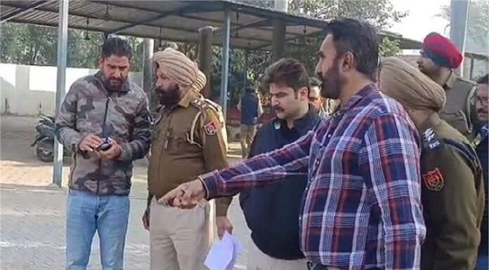 ਵੱਡੀ ਵਾਰਦਾਤ ! ਸ਼ਮਸ਼ਾਨਘਾਟ ‘ਚ ਤਾਏ ਦੇ ਫੁੱਲ ਚੁਗਣ ਗਏ ਨੌਜਵਾਨ ਦਾ ਗੋਲੀਆਂ ਮਾਰ ਕੇ ਕਤਲ