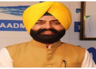 ਵੱਡੀ ਖਬਰ ! ਪੰਜਾਬ ਸਰਕਾਰ ਨੇ ਵਾਹਨ ਡੀਲਰਾਂ ‘ਤੇ ਕੱਸਿਆ ਸ਼ਿਕੰਜਾ, ਬਕਾਇਆ ਰਾਸ਼ੀ ਦਾ ਭੁਗਤਾਨ ਨਾ ਕਰਨ ਵਾਲਿਆਂ ਦੀ ਯੂਜ਼ਰ ਆਈਡੀ ਕੀਤੀ ਬਲਾਕ