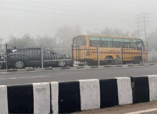 ਨੈਸ਼ਨਲ ਹਾਈਵੇ ‘ਤੇ ਸਕੂਲ ਬੱਸ ਹੋਈ ਹਾਦਸੇ ਦੀ ਸ਼ਿਕਾਰ, 3 ਵਾਹਨਾਂ ਨਾਲ ਹੋਈ ਟੱਕਰ