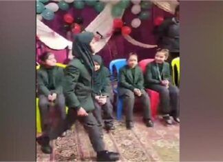 ਸਕੂਲੀ ਬੱਚਿਆਂ ਨੇ ਕੀਤਾ ਕੁਝ ਅਜਿਹਾ ਦੇਖ ਕੇ ਹਰ ਕੋਈ ਹੋ ਗਿਆ ਭਾਵੁਕ, ਵੀਡੀਓ ਸੋਸ਼ਲ ਮੀਡੀਆ ‘ਤੇ ਵਾਇਰਲ