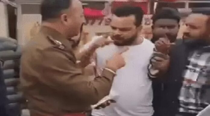 ਲੁਧਿਆਣਾ ‘ਚ ਭਾਜਪਾ ਆਗੂ ਨੇ ਸੜਕ ‘ਤੇ ਕੀਤਾ ਹੰਗਾਮਾ, ਸੀਟ ਬੈਲਟ ਨਾ ਲਾਉਣ ‘ਤੇ ਰੋਕਣ ‘ਤੇ ਟ੍ਰੈਫਿਕ ਪੁਲਿਸ ਨਾਲ ਭਿੜਿਆ