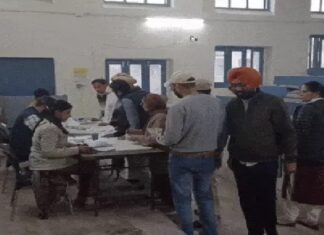 ਪੰਜਾਬ ਦੀਆਂ 4 ਵਿਧਾਨ ਸਭਾ ਸੀਟਾਂ ‘ਤੇ ਜ਼ਿਮਨੀ ਚੋਣਾਂ ਲਈ ਵੋਟਿੰਗ ਸ਼ੁਰੂ, 45 ਉਮੀਦਵਾਰ ਮੈਦਾਨ ‘ਚ