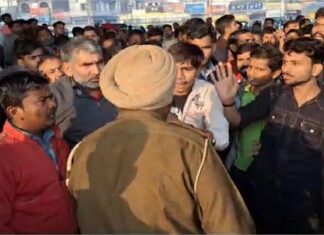 ਲੁਧਿਆਣਾ ‘ਚ ਨੌਜਵਾਨਾਂ ਨੇ ਕੀਤਾ ਹੰਗਾਮਾ, ਰੋਡ ਕਰਤਾ ਜਾਮ, ਜਾਣੋ ਕੀ ਹੈ ਮਾਮਲਾ