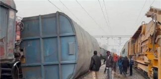 ਪੰਜਾਬ ‘ਚ ਵੱਡਾ ਰੇਲ ਹਾਦਸਾ ! ਫਸ ਗਏ ਮਜ਼ਦੂਰ, ਮੱਚੀ ਭਗਦੜ