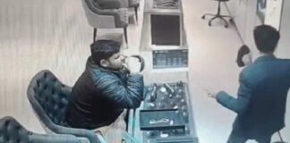 ਲੁਧਿਆਣਾ : ਖਰੀਦਣ ਦੇ ਬਹਾਨੇ ਜ਼ਿਊਲਰੀ ਸ਼ਾਪ ਤੋਂ ਸੋਨੇ ਦੀ ਚੇਨ ਚੋਰੀ ਕਰ ਕੇ ਲੈ ਗਿਆ ਚੋਰ