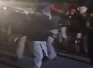 ਲੁਧਿਆਣਾ ‘ਚ ਸਹਿਕਾਰੀ ਸਭਾ ਦੀਆਂ ਚੋਣਾਂ ਲਈ ਨਾਮਜ਼ਦਗੀਆਂ ਭਰਨ ਦੌਰਾਨ ਹੰਗਾਮਾ, ਪੁਲਿਸ ਨੇ ਕੀਤਾ ਲਾਠੀਚਾਰਜ