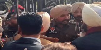 ਬ੍ਰੇਕਿੰਗ : ਪਟਿਆਲਾ ‘ਚ ਨਗਰ ਨਿਗਮ ਚੋਣਾਂ ਦੀ ਨਾਮਜ਼ਦਗੀ ਦੌਰਾਨ BJP ਉਮੀਦਵਾਰਾਂ ਦੀਆਂ ਫਾਈਲਾਂ ਖੋਹ ਕੇ ਭੱਜੇ ਅਣਪਛਾਤੇ, ਹੋ ਗਿਆ ਹੰਗਾਮਾ