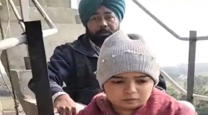 ਆਸਟ੍ਰੇਲੀਆ ਭੇਜਣ ਦੇ ਨਾਂ ‘ਤੇ ਏਜੰਟ ਨੇ 10 ਲੱਖ ਦੀ ਮਾਰੀ ਠੱਗੀ, ਇਨਸਾਫ ਲਈ ਪਾਣੀ ਵਾਲੀ ਟੈਂਕੀ ‘ਤੇ ਚੜ੍ਹੇ ਪਿਓ-ਧੀ