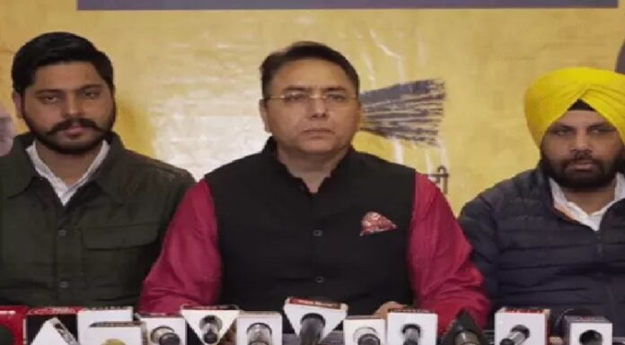 ਜਲੰਧਰ ਨਗਰ ਨਿਗਮ ਚੋਣਾਂ ‘ਚ ਆਪ ਦੀਆਂ 5 ਗਾਰੰਟੀਆਂ, ਜਿੱਤ ਤੋਂ ਬਾਅਦ ਸ਼ਹਿਰ ‘ਚ ਹੋਣਗੇ ਇਹ ਕੰਮ