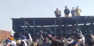 ਸ਼ੰਭੂ ਬਾਰਡਰ ਤੋਂ ਕਿਸਾਨਾਂ ਦਾ ਦਿੱਲੀ ਮਾਰਚ : ਕਿਸਾਨਾਂ ਤੇ ਪੁਲਿਸ ਆਹਮੋ-ਸਾਹਮਣੇ, ਗਰਮਾਇਆ ਮਾਹੌਲ, ਇੰਟਰਨੈੱਟ ਬੰਦ