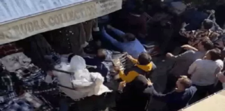 ਲੁਧਿਆਣਾ ‘ਚ ਗਾਹਕ ਨੂੰ ਲੈ ਕੇ ਆਪਸ ‘ਚ ਭਿੜੇ 2 ਦੁਕਾਨਦਾਰ, ਕੁੱਟਮਾਰ ਕਰ ਕੇ ਸੜਕ ‘ਤੇ ਸੁੱਟਿਆ ਸਾਮਾਨ