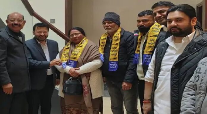 ਜਲੰਧਰ ‘ਚ ਆਪ ਨੇ ਛੂਹਿਆ ਬਹੁਮਤ ਦਾ ਅੰਕੜਾ, ਭਾਜਪਾ ਕੌਂਸਲਰ ਸੱਤਿਆ ਰਾਣੀ ਆਪ ‘ਚ ਹੋਈ ਸ਼ਾਮਲ