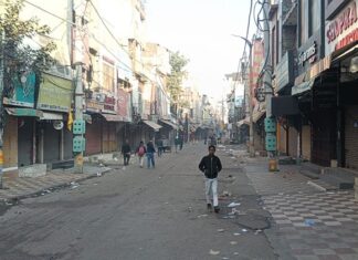 ਅੰਮ੍ਰਿਤਸਰ ‘ਚ ਬਾਬਾ ਸਾਹਿਬ ਦੇ ਬੁੱਤ ਨੂੰ ਨੁਕਸਾਨ ਪਹੁੰਚਾਉਣ ਦੀ ਘਟਨਾ ਤੋਂ ਬਾਅਦ ਅੱਜ ਜਲੰਧਰ ‘ਚ ਲੋਕਾਂ ਵਲੋਂ ਬੰਦ ਦਾ ਸ਼ਾਂਤੀਪੂਰਵਕ ਸਮਰਥਨ