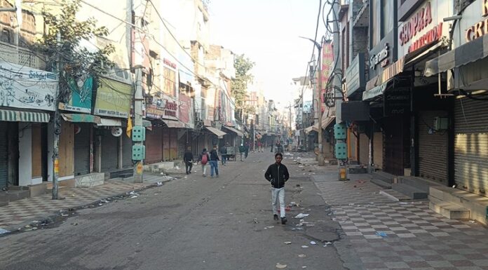 ਅੰਮ੍ਰਿਤਸਰ ‘ਚ ਬਾਬਾ ਸਾਹਿਬ ਦੇ ਬੁੱਤ ਨੂੰ ਨੁਕਸਾਨ ਪਹੁੰਚਾਉਣ ਦੀ ਘਟਨਾ ਤੋਂ ਬਾਅਦ ਅੱਜ ਜਲੰਧਰ ‘ਚ ਲੋਕਾਂ ਵਲੋਂ ਬੰਦ ਦਾ ਸ਼ਾਂਤੀਪੂਰਵਕ ਸਮਰਥਨ