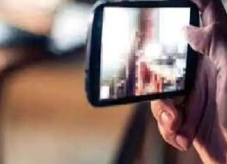 ਇੰਸਟਾਗ੍ਰਾਮ ‘ਤੇ ਔਰਤ ਨਾਲ ਕੀਤੀ ਦੋਸਤੀ ਫਿਰ ਅਸ਼ਲੀਲ ਵੀਡੀਓ ਰਿਕਾਰਡ ਕਰ ਕੀਤਾ ਬਲੈਕਮੇਲ, ਪੱਤਰਕਾਰ ਨੇ ਵੀ ਨਹੀਂ ਛੱਡੀ ਕਸਰ