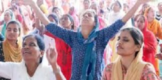 ਸਰਵੇ ‘ਚ ਦਾਅਵਾ ! ਪੰਜਾਬ ‘ਚ ਪਿਛਲੇ 2 ਸਾਲਾਂ ‘ਚ 3.5 ਲੱਖ ਪੰਜਾਬੀਆਂ ਨੇ ਬਦਲਿਆ ਧਰਮ, ਮੁਫਤ ਰਿਉੜੀਆਂ ਦੇ ਚੱਕਰ ‘ਚ ਬਣ ਰਹੇ ਇਸਾਈ