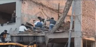 ਮੋਹਾਲੀ ‘ਚ ਵੱਡਾ ਹਾਦਸਾ ! ਸ਼ੋਅਰੂਮ ਦਾ ਡਿੱਗਿਆ ਲੈਂਟਰ, ਇਕ ਦੀ ਮੌਤ, 3 ਗੰਭੀਰ ਜ਼ਖਮੀ