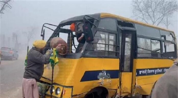 ਮਹਾਪੰਚਾਇਤ ‘ਚ ਹਿੱਸਾ ਲੈਣ ਜਾ ਰਹੇ ਕਿਸਾਨਾਂ ਦੀ ਬੱਸ ਹੋਈ ਹਾਦਸੇ ਦਾ ਸ਼ਿਕਾਰ, 7 ਕਿਸਾਨ ਜ਼ਖਮੀ