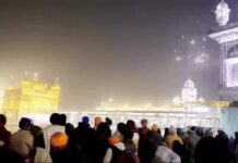 ਸ੍ਰੀ ਹਰਿਮੰਦਰ ਸਾਹਿਬ ‘ਚ 3 ਘੰਟਿਆਂ ‘ਚ 2 ਲੱਖ ਸ਼ਰਧਾਲੂਆਂ ਨੇ ਟੇਕਿਆ ਮੱਥਾ, ਗੁਰੂ ਦਾ ਆਸ਼ੀਰਵਾਦ ਲੈ ਕੇ ਕੀਤੀ 2025 ਦੀ ਸ਼ੁਰੂਆਤ