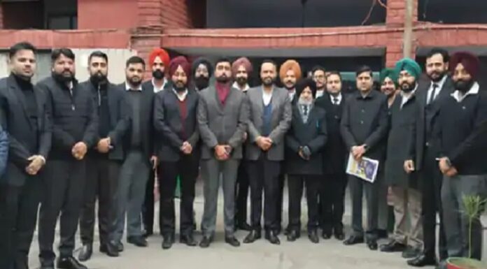 ਵੱਡੀ ਖਬਰ ! ਪੰਜਾਬ ਭਰ ਦੇ ਵਕੀਲ ਅੱਜ ਹੜਤਾਲ ‘ਤੇ, ਨਹੀਂ ਹੋਵੇਗਾ ਕੋਰਟ ਨਾਲ ਸਬੰਧ ਕੋਈ ਵੀ ਕੰਮ