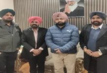 ਵੱਡੀ ਖਬਰ ! ਪੰਜਾਬ ਦੇ ਡੀਸੀ ਦਫਤਰਾਂ ਦੇ ਮੁਲਾਜ਼ਮ ਨਹੀਂ ਕਰਨਗੇ ਹੜਤਾਲ, ਮੰਤਰੀ ਮੁੰਡੀਆਂ ਨਾਲ ਮੁਲਾਕਾਤ ਤੋਂ ਬਾਅਦ ਹੜਤਾਲ ਕੀਤੀ ਰੱਦ