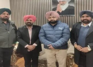 ਵੱਡੀ ਖਬਰ ! ਪੰਜਾਬ ਦੇ ਡੀਸੀ ਦਫਤਰਾਂ ਦੇ ਮੁਲਾਜ਼ਮ ਨਹੀਂ ਕਰਨਗੇ ਹੜਤਾਲ, ਮੰਤਰੀ ਮੁੰਡੀਆਂ ਨਾਲ ਮੁਲਾਕਾਤ ਤੋਂ ਬਾਅਦ ਹੜਤਾਲ ਕੀਤੀ ਰੱਦ