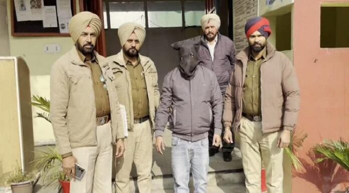 ਲੁਧਿਆਣਾ : ਪਤਨੀ ਨਾਲ ਕਲੇਸ਼ ਹੋਣ ‘ਤੇ ਰਸਤੇ ‘ਚ ਕਾਰ ਰੋਕ ਕੇ ਪਤੀ ਨੇ ਕੀਤਾ ਕਤਲ, ਫਿਰ ਲੁੱਟ ਦੀ ਰਚੀ ਝੂਠੀ ਕਹਾਣੀ