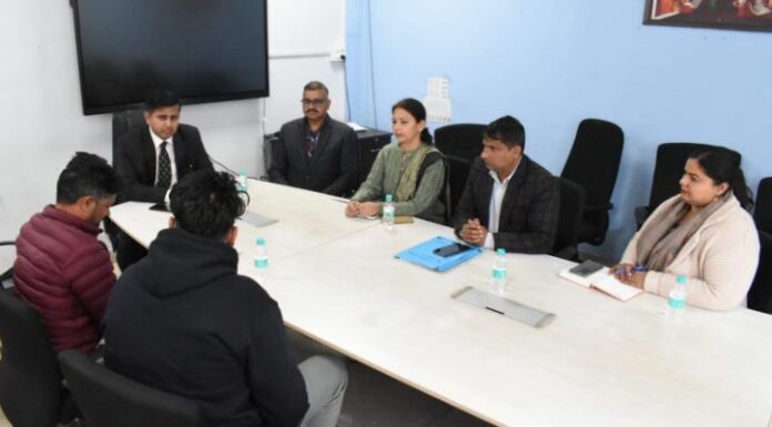 Important news:ਪੰਜਾਬ ‘ਚ ਇਮੀਗ੍ਰੇਸ਼ਨ ਕੰਸਲਟੈਂਸੀ ਕੰਪਨੀਆਂ ਦੇ ਖਿਲਾਫ ਕੀਤੀ ਸਖ਼ਤ ਕਾਰਵਾਈ,ਅਧਿਕਾਰੀਆ ਨੂੰ ਦਿੱਤੇ ਸ਼ਖਤ ਹੁਕਮ