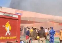 ਮਹਾਂਕੁੰਭ ‘ਚ ਮੁੜ ਲੱਗੀ ਅੱਗ, ਪੈ ਗਈਆਂ ਭਾਜੜਾਂ, ਮੌਕੇ ‘ਤੇ ਪਹੁੰਚੀਆਂ ਫਾਇਰ ਬ੍ਰਿਗੇਡ ਦੀਆਂ ਟੀਮਾਂ