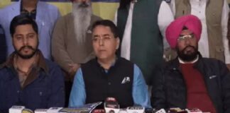 ਅਮਰੀਕਾ ਤੋਂ ਡਿਪੋਰਟੇਸ਼ਨ ‘ਤੇ ਮੰਤਰੀ ਅਮਨ ਅਰੋੜਾ ਨੇ ਘੇਰੀ ਕੇਂਦਰ ਸਰਕਾਰ, ਕਿਹਾ – ਜਦ ਡਿਪੋਰਟ ਨਾਗਰਿਕ ਦੇਸ਼ ਭਰ ਤੋਂ ਸਨ ਤਾਂ ਜਹਾਜ਼ ਅੰਮ੍ਰਿਤਸਰ ਕਿਉਂ ਉਤਰਿਆ