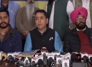 ਅਮਰੀਕਾ ਤੋਂ ਡਿਪੋਰਟੇਸ਼ਨ ‘ਤੇ ਮੰਤਰੀ ਅਮਨ ਅਰੋੜਾ ਨੇ ਘੇਰੀ ਕੇਂਦਰ ਸਰਕਾਰ, ਕਿਹਾ – ਜਦ ਡਿਪੋਰਟ ਨਾਗਰਿਕ ਦੇਸ਼ ਭਰ ਤੋਂ ਸਨ ਤਾਂ ਜਹਾਜ਼ ਅੰਮ੍ਰਿਤਸਰ ਕਿਉਂ ਉਤਰਿਆ