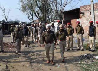 ਕਪੂਰਥਲਾ ਪੁਲਿਸ ਨੇ ਚਲਾਇਆ “ ਯੁੱਧ ਨਸ਼ੇ ਵਿਰੁੱਧ “ ਅਭਿਆਨ, ਐਸਐਸਪੀ ਦੀ ਅਗਵਾਈ ਹੇਠ ਪ੍ਰਭਾਵਿਤ ਖੇਤਰਾਂ ‘ਚ ਛਾਪੇਮਾਰੀ