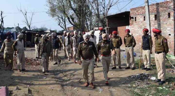 ਕਪੂਰਥਲਾ ਪੁਲਿਸ ਨੇ ਚਲਾਇਆ “ ਯੁੱਧ ਨਸ਼ੇ ਵਿਰੁੱਧ “ ਅਭਿਆਨ, ਐਸਐਸਪੀ ਦੀ ਅਗਵਾਈ ਹੇਠ ਪ੍ਰਭਾਵਿਤ ਖੇਤਰਾਂ ‘ਚ ਛਾਪੇਮਾਰੀ