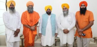 ਮੁੱਖ ਮੰਤਰੀ ਭਗਵੰਤ ਮਾਨ ਨੂੰ ਸੀਚੇਵਾਲ ਆਉਣ ਦਾ ਸੱਦਾ ਸੰਤ ਸੁਖਜੀਤ ਸਿੰਘ ਦੀ ਅਗਵਾਈ ਹੇਠ ਗਏ ਵਫ਼ਦ ਨੇ ਮੁੱਖ ਮੰਤਰੀ ਨਾਲ ਕੀਤੀ ਮੁਲਾਕਾਤ