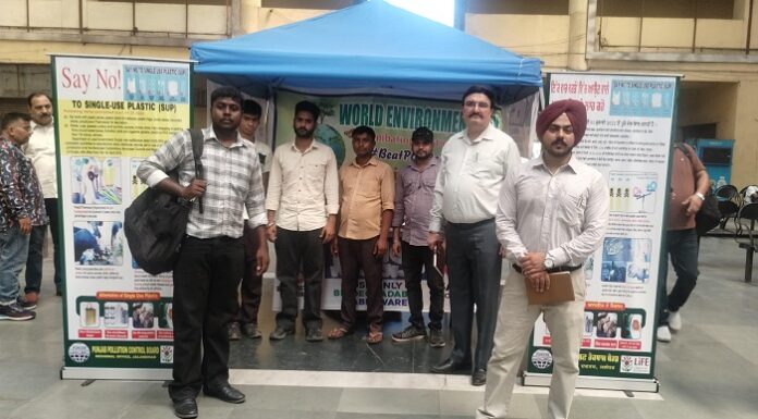 ਪੰਜਾਬ ਪ੍ਰਦੂਸ਼ਣ ਕੰਟਰੋਲ ਬੋਰਡ ਨੇ ਪਲਾਸਟਿਕ ਦੇ ਮਾੜੇ ਪ੍ਰਭਾਵਾਂ ਤੋਂ ਜਾਣੂ ਕਰਵਾਉਣ ਲਈ ਬੱਸ ਅੱਡੇ ’ਤੇ ਚਲਾਈ ਜਾਗਰੂਕਤਾ ਮੁਹਿੰਮ