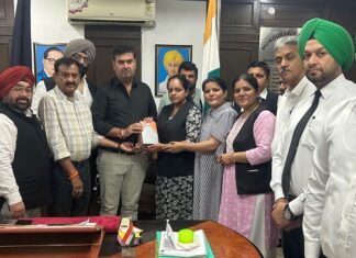 ਜਲੰਧਰ ਲਿਟਰੇਰੀ ਫੋਰਮ ਨੇ ਮੇਅਰ ਨੂੰ ਇੱਕ ਮੰਗ ਪੱਤਰ ਸੌਂਪ ਕੇ ਨਗਰ ਨਿਗਮ ਲਾਇਬ੍ਰੇਰੀ ਨੂੰ ਮੁੜ ਸਥਾਪਤ ਕਰਨ ਦੀ ਕੀਤੀ ਮੰਗ
