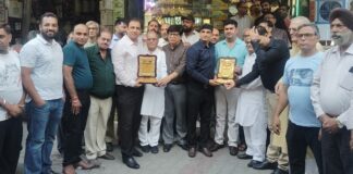 ਨਿਤਿਨ ਕੋਹਲੀ ਨੇ ਕੀਤੀ ਫਗਵਾੜਾ ਗੇਟ ਦੇ ਦੁਕਾਨਦਾਰਾਂ ਨਾਲ ਮੀਟਿੰਗ, ਫਗਵਾੜਾ ਗੇਟ ਦੁਕਾਨਦਾਰਾਂ ਨੂੰ ਪੇਸ਼ ਆ ਰਹਿਆਂ ਮੁਸ਼ਕਲਾਂ ਦਾ ਨਿਤਿਨ ਕੋਹਲੀ ਨੇ ਮੌਕੇ ਤੇ ਹੀ ਹਲ ਕੀਤਾ