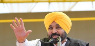 ਮਾਨ ਦੀ ਲਲਕਾਰ, ਲੁਧਿਆਣਾ ਤਿਆਰ: ਮੁੱਖ ਮੰਤਰੀ ਮਾਨ ਦੀ ਰੈਲੀ ਵਿੱਚ ਲੋਕਾਂ ਦੇ ਭਾਰੀ ਇਕੱਠ ਨੇ ਦਿਖਾਇਆ ਵਿਰੋਧੀਆਂ ਨੂੰ ਸ਼ੀਸ਼ਾ