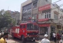 ਅੰਮ੍ਰਿਤਸਰ ਦੇ ਪੁਤਲੀਘਰ ‘ਚ ਕਪੜਿਆਂ ਦੇ ਸ਼ੋਰੂਮ ‘ਚ ਲੱਗੀ ਭਿਆਨਕ ਅੱਗ, ਸ਼ਾਰਟ ਸਰਕਟ ਕਾਰਨ ਬਣਿਆ ਹਾਦਸਾ