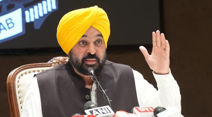 ਸੂਬੇ ਦੇ ਵਿਕਾਸ ਪ੍ਰਾਜੈਕਟਾਂ ‘ਚ ਰੁਕਾਵਟ ਨਾ ਬਣੋ: ਮੁੱਖ ਮੰਤਰੀ ਵੱਲੋਂ ਭਾਜਪਾ ਆਗੂਆਂ ਨੂੰ ਚੇਤਾਵਨੀ