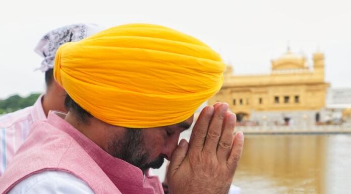 ਸ੍ਰੀ ਹਰਿਮੰਦਰ ਸਾਹਿਬ ਬਾਰੇ ਧਮਕੀ ਭਰੇ ਈ-ਮੇਲ ਭੇਜਣ ਵਾਲਿਆਂ ਨੂੰ ਮਿਸਾਲੀ ਸਜ਼ਾ ਮਿਲੇਗੀ-ਮੁੱਖ ਮੰਤਰੀ ਵੱਲੋਂ ਸੰਕਲਪ